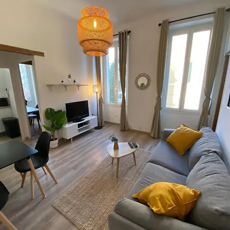 Republique / La Joliette Marseille